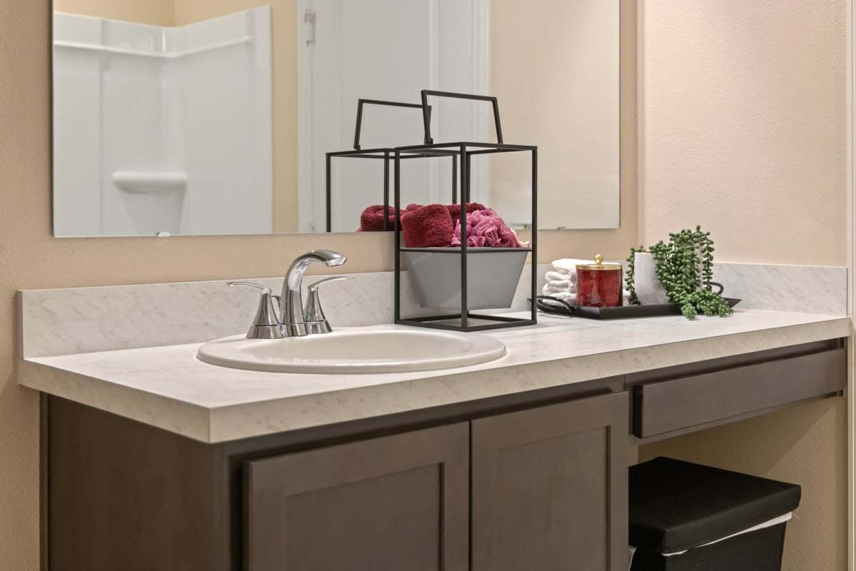 Plan 1707 Modeled - Vanity with knee space at bath 2