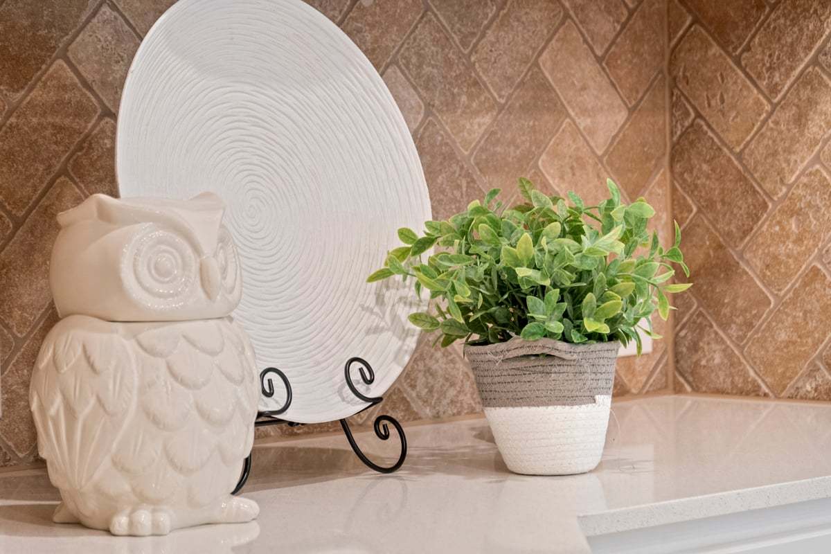 Plan 1042 - Tile backsplash at kitchen