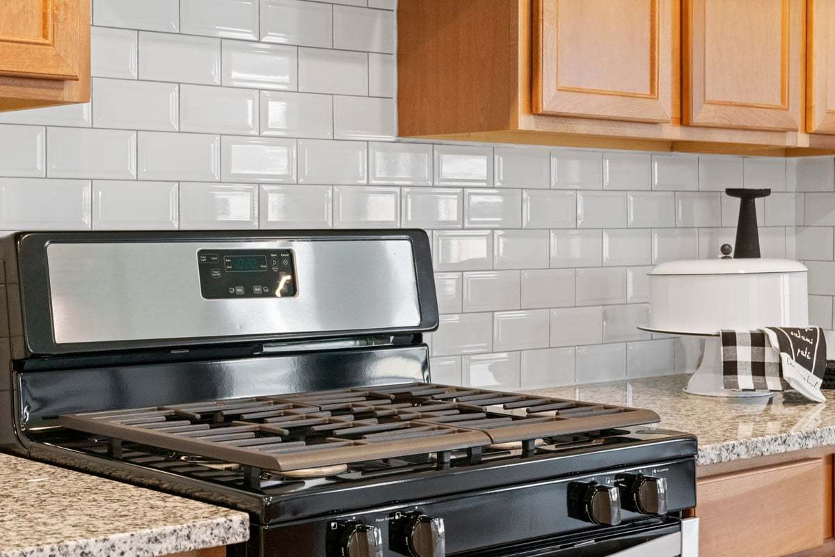 Plan 1042 - Gas range