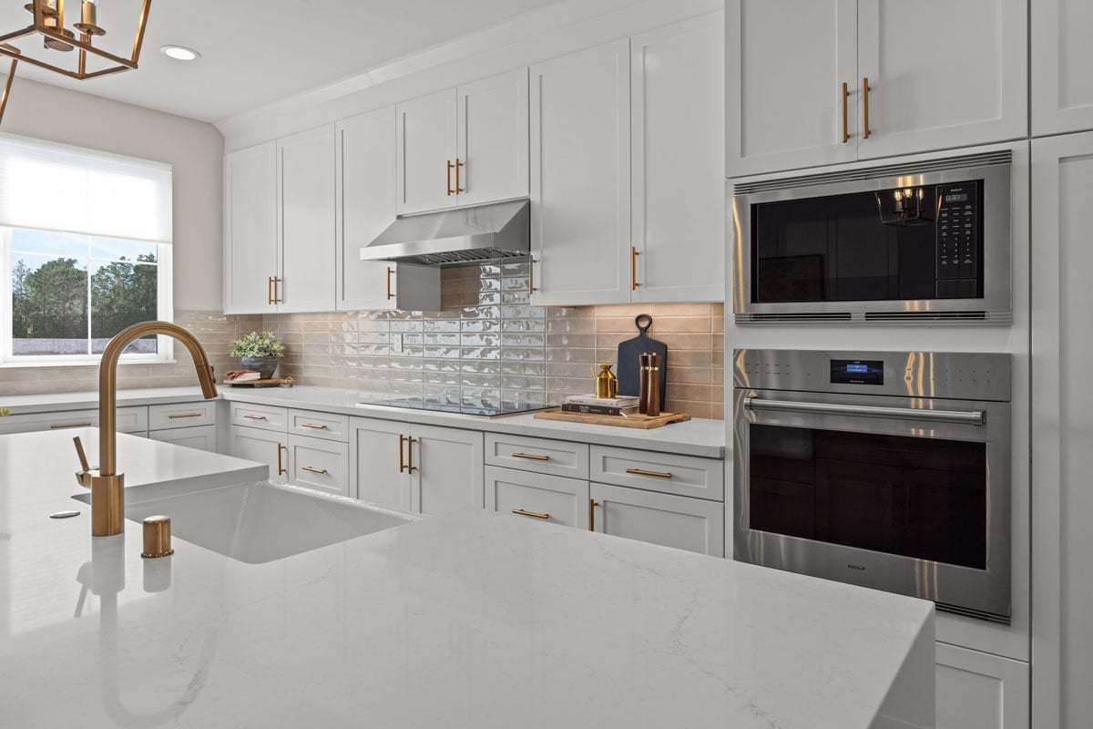 Plan 1994 Modeled - Stainless steel kitchen appliances