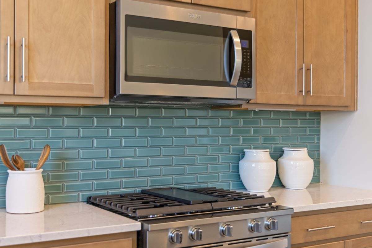 Plan 2338 Modeled - Stainless steel appliances