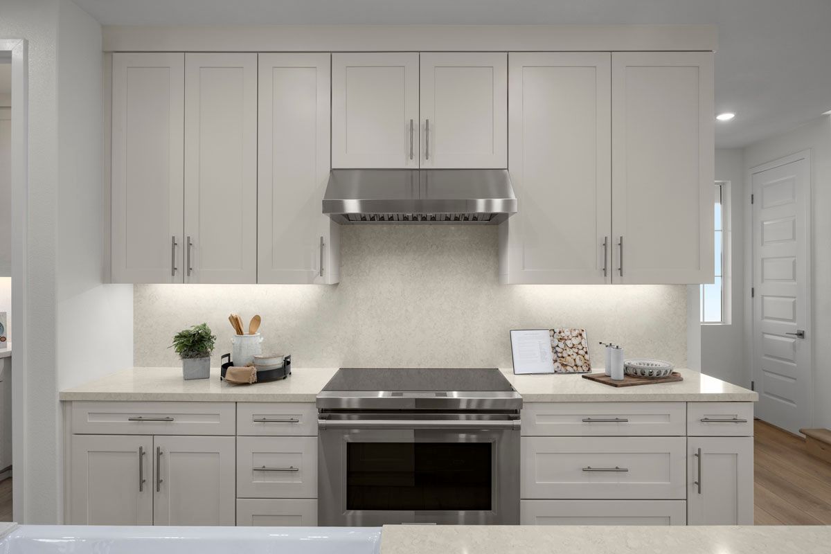 Plan 2428 Modeled - Full-height tile backsplash