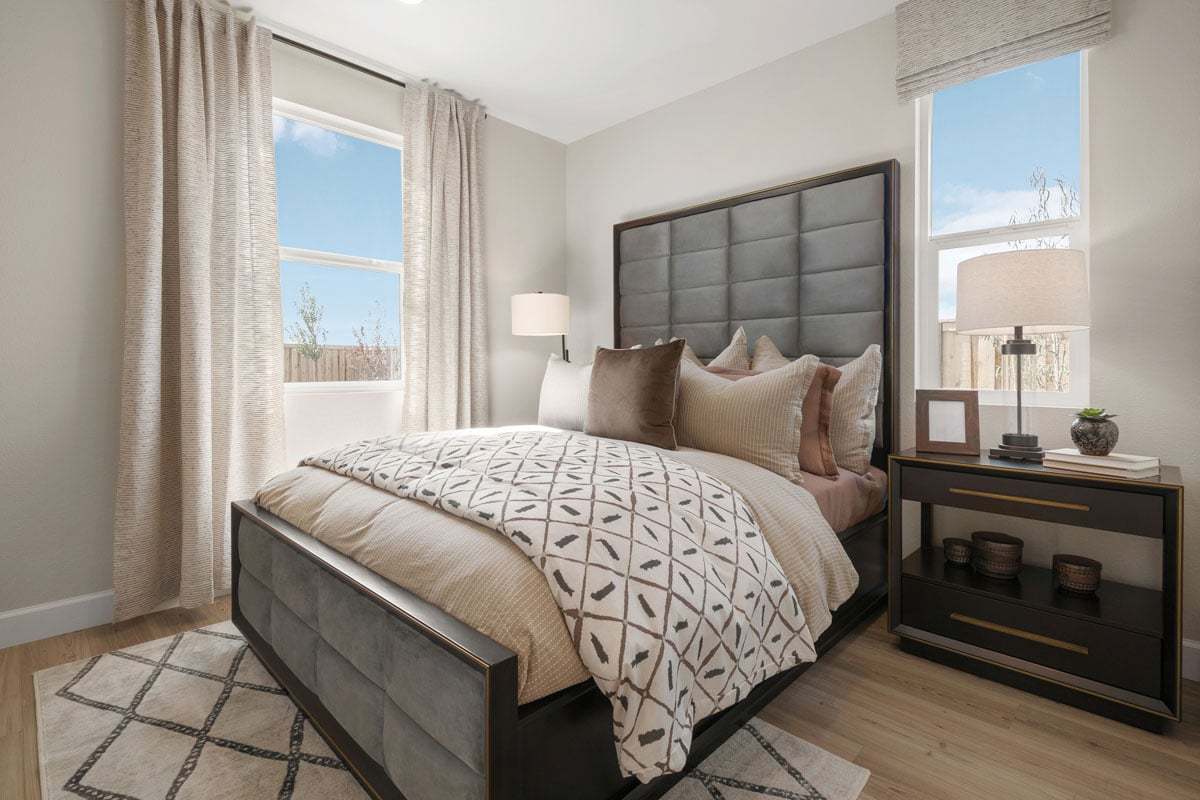 Plan 2378 Modeled - Downstairs junior suite with connecting bath