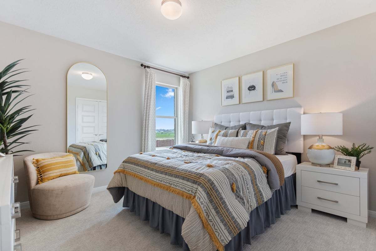 Plan 1944 - Spacious secondary bedrooms