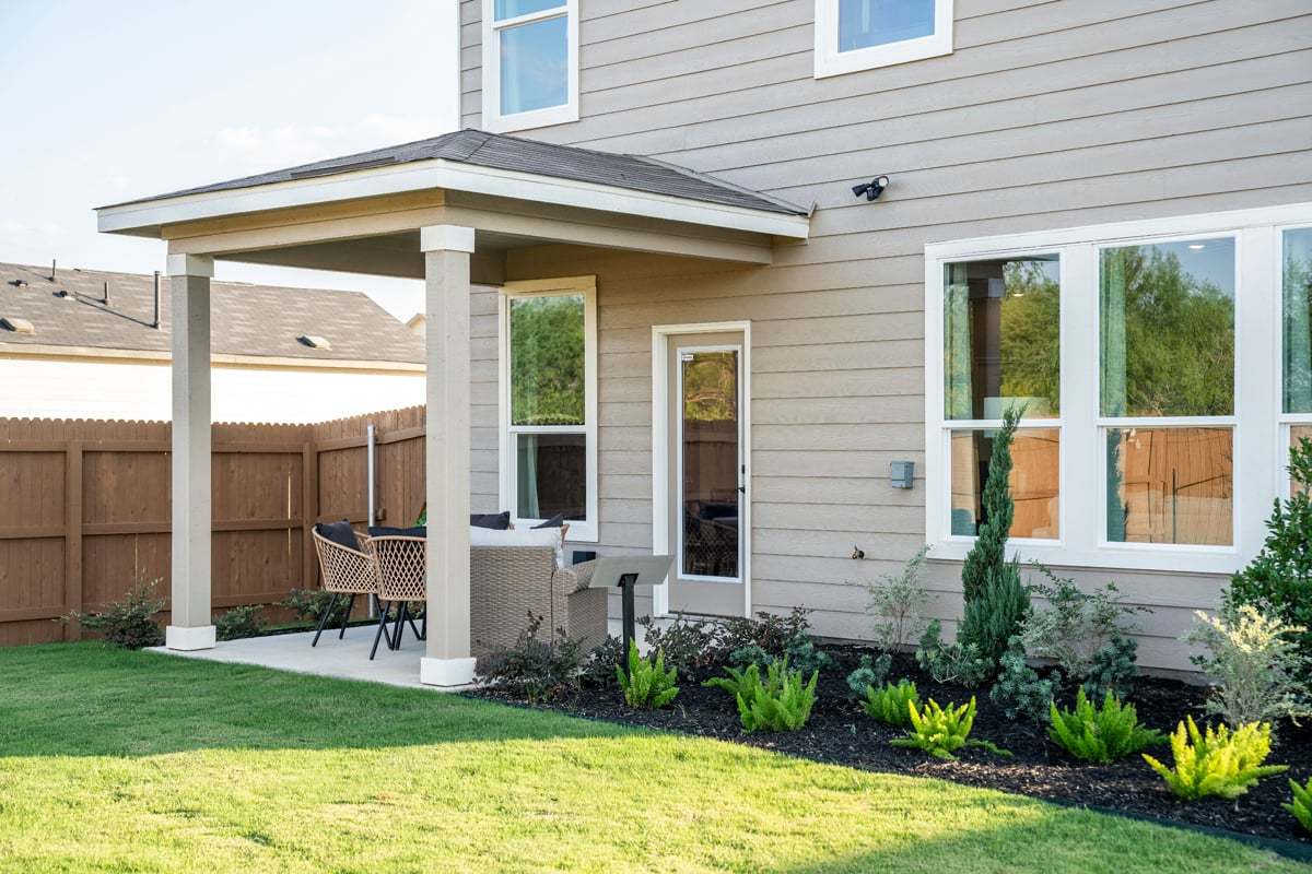 Plan 1780 Modeled - Covered back patio