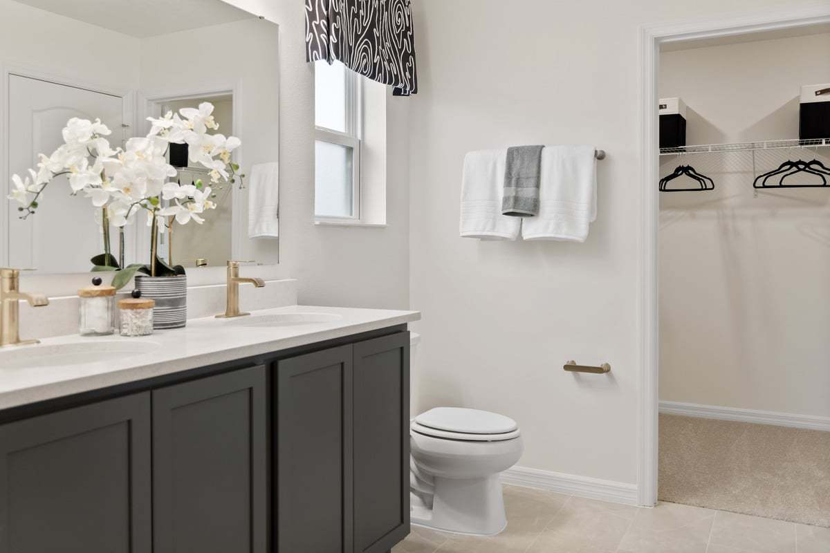 Plan 2385 Modeled - Dual-sink vanity at primary bath