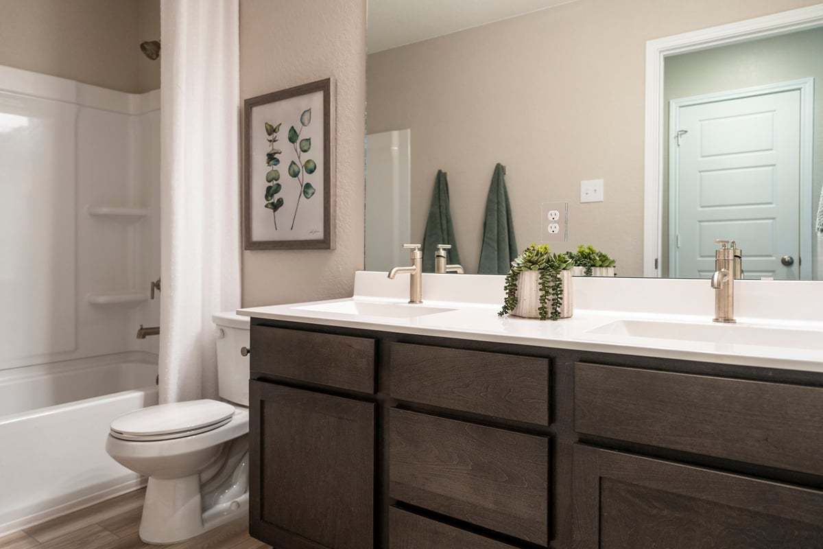 Plan 2086 Modeled - Dual-sink vanity at bath 2