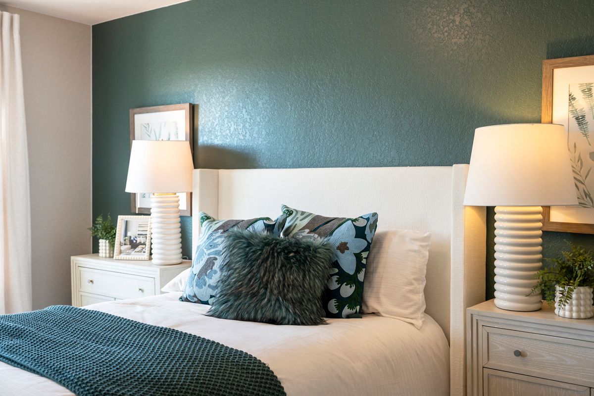 Plan 2086 Modeled - Spacious guest bedroom