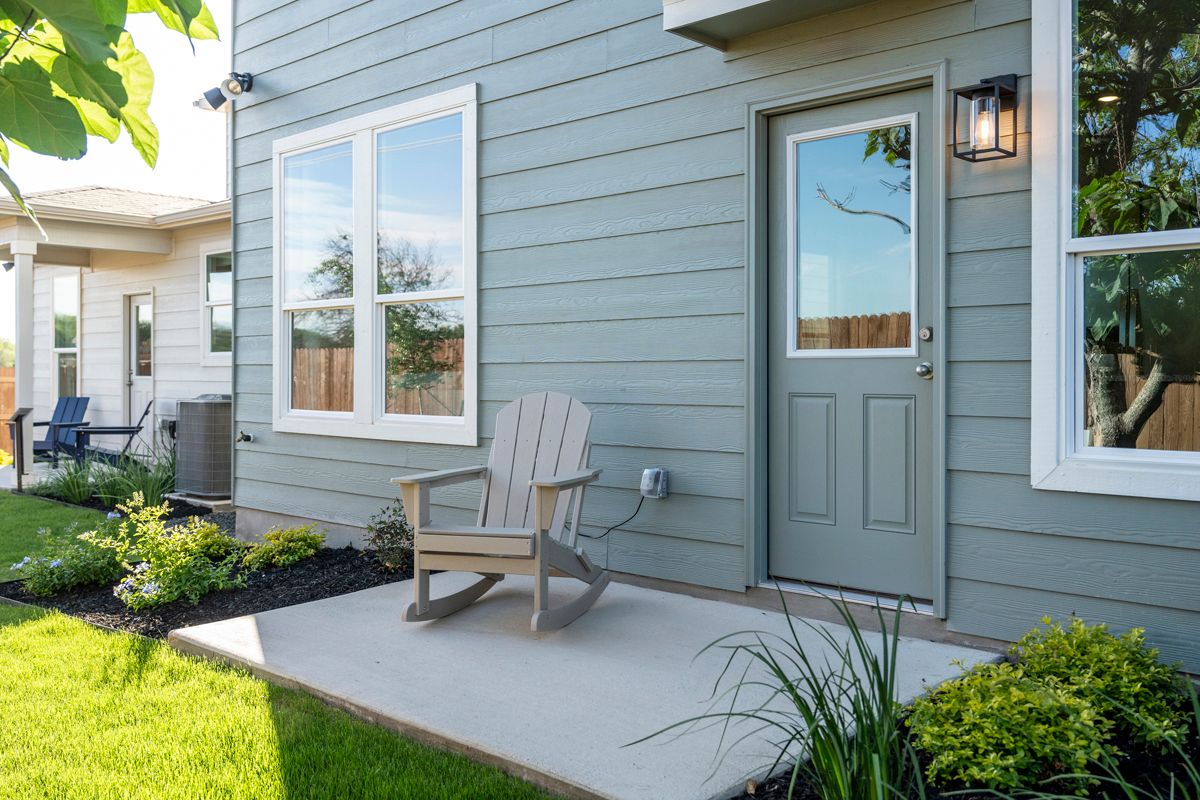 Plan 2086 Modeled - Optional back patio