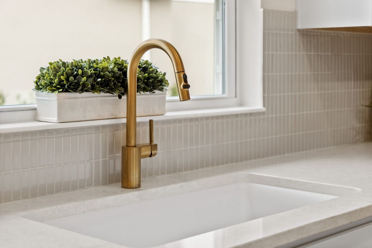 Plan 1501 Modeled - Tile backsplash