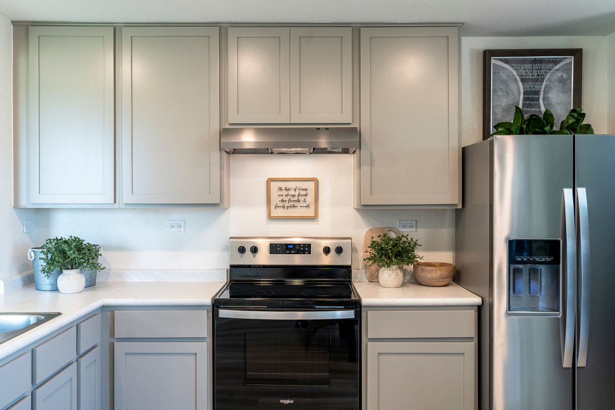 Plan 1242 Modeled - Stainless steel kitchen appliances