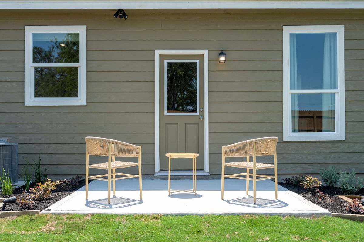 Plan 1663 Modeled - Rear exterior