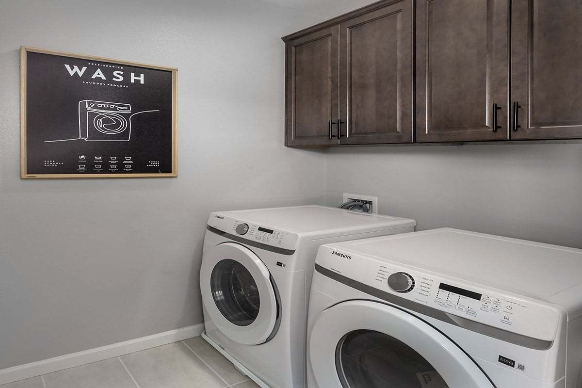 Plan 1674 Modeled - Dedicated laundry room