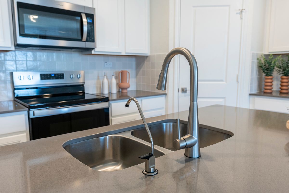 Plan 1604 - Modeled - Kitchen