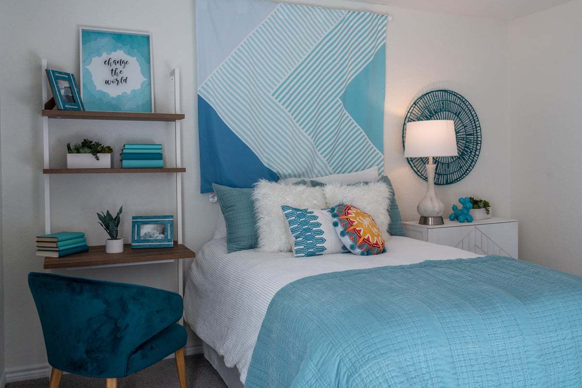 Plan 2527 - Secondary bedroom
