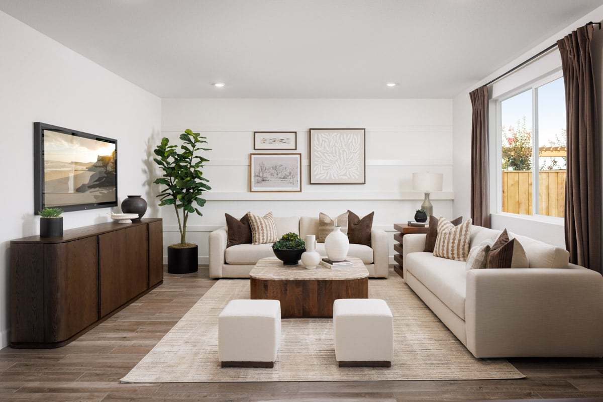 Plan 2566 Modeled - Great room