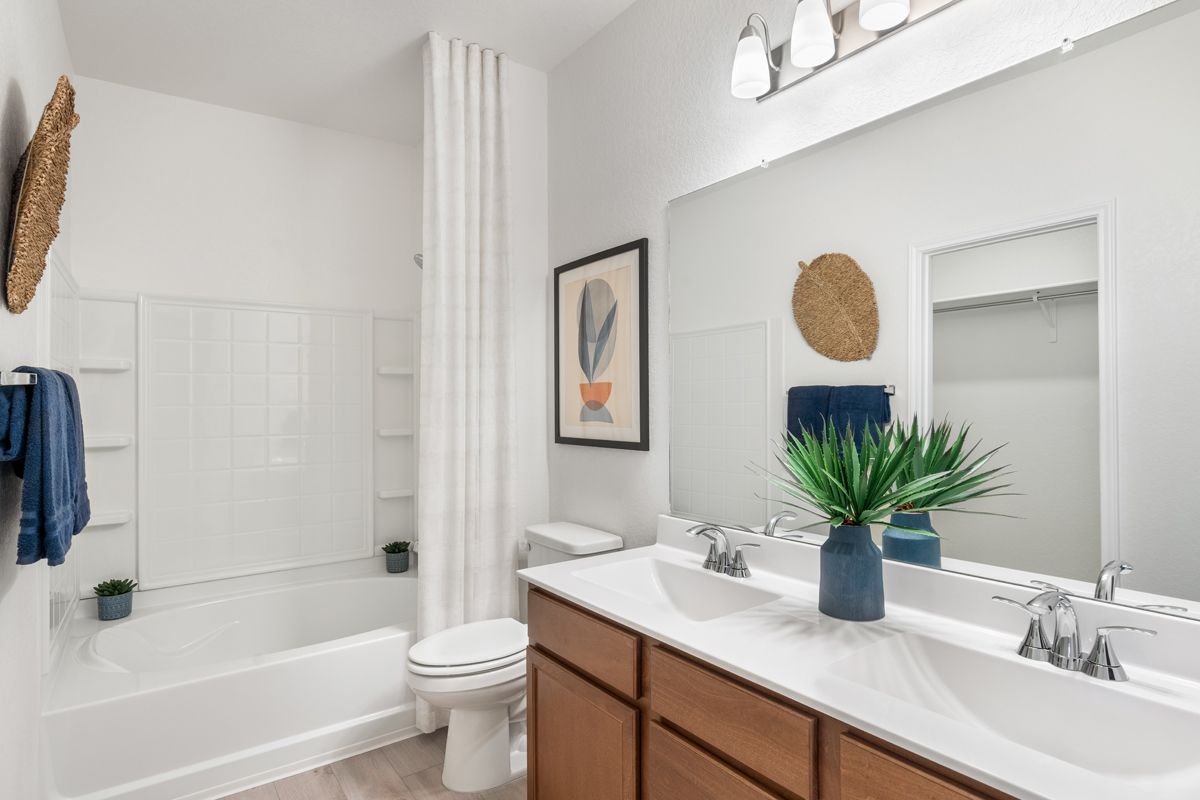Plan 1271 Modeled - Dual-sink vanity at primary bath