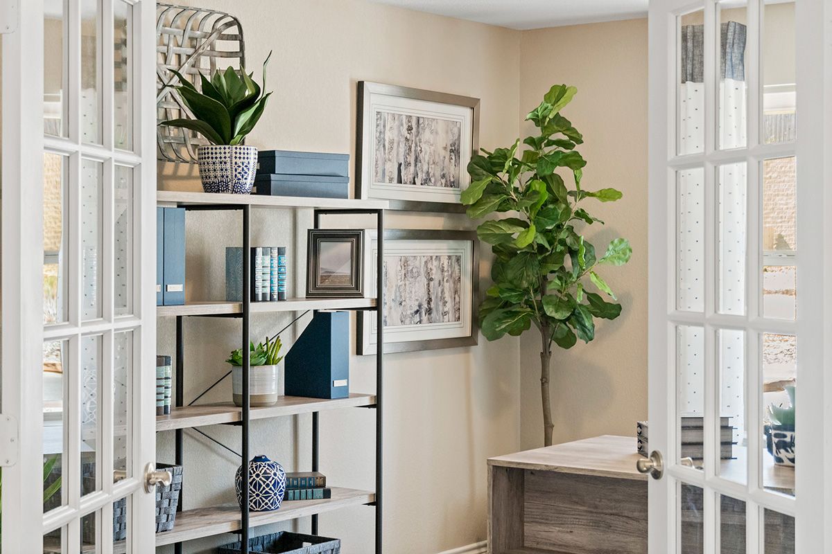 Plan 2411 - Den with double doors