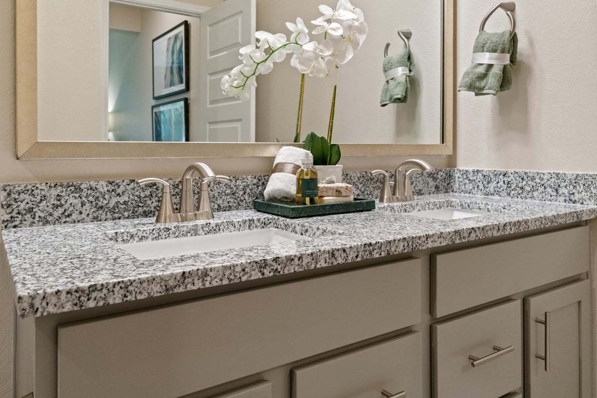 Plan 1477  - Primary bath