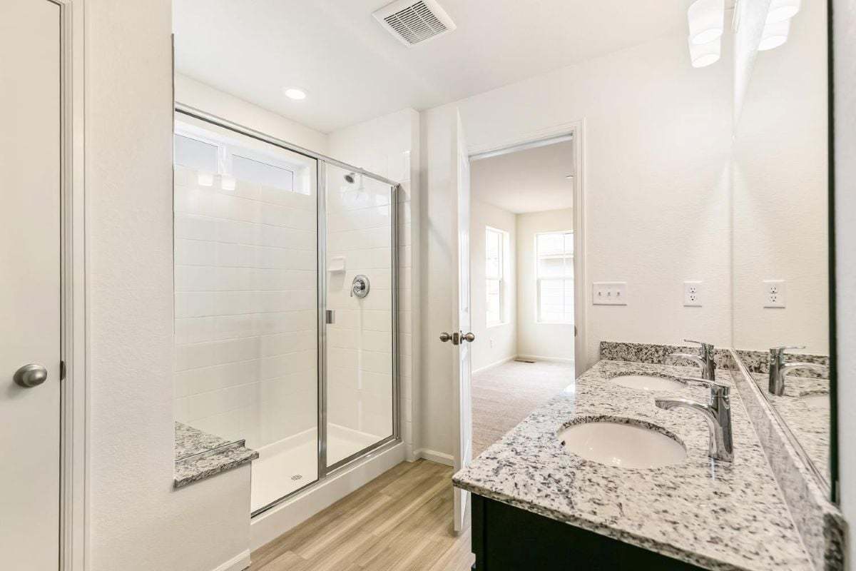 Primary bath