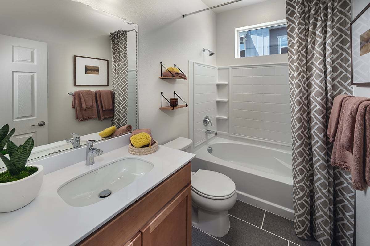 Plan 1786B Adaptable Modeled - Bath 3