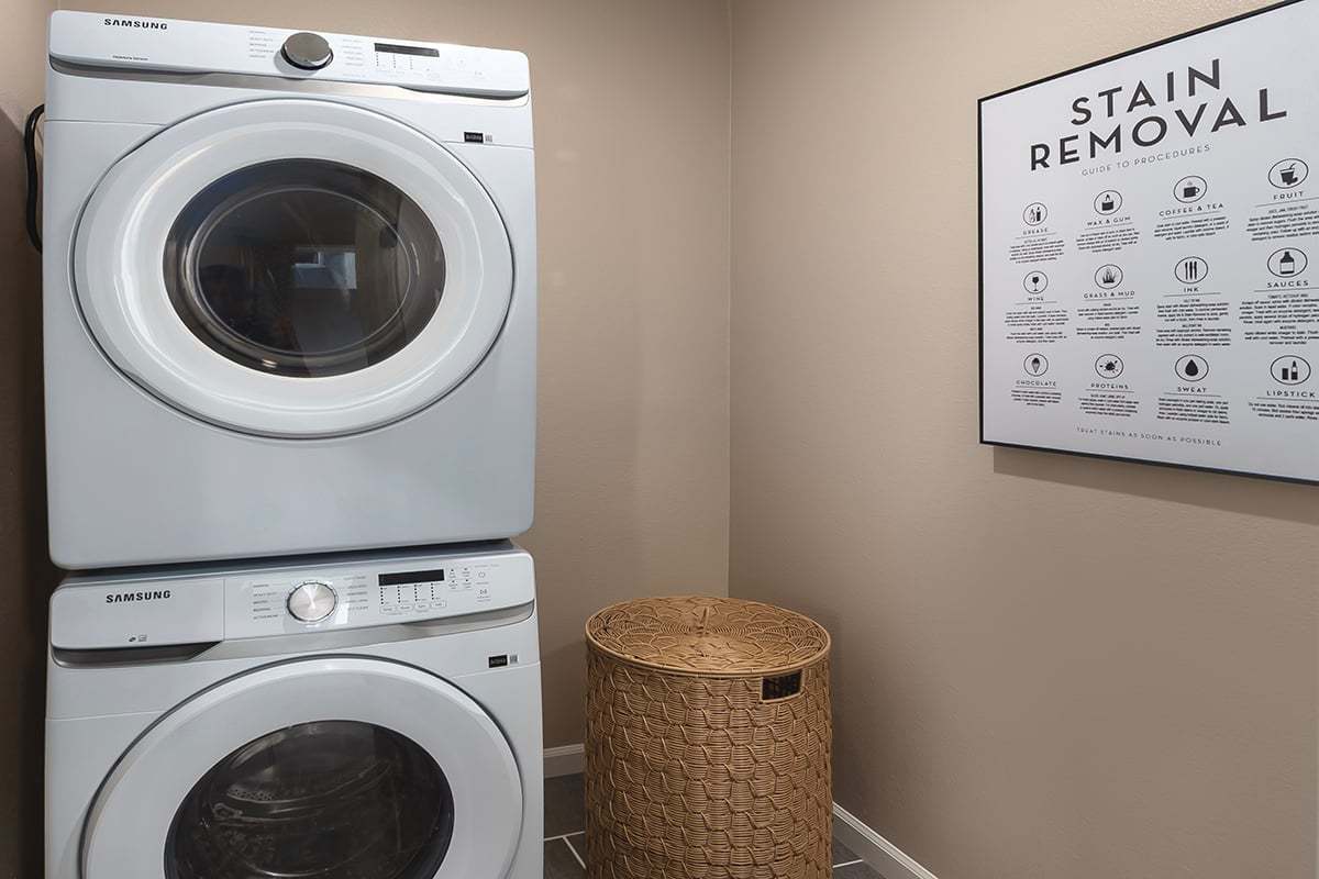 Plan 1786B Adaptable Modeled - Laundry room