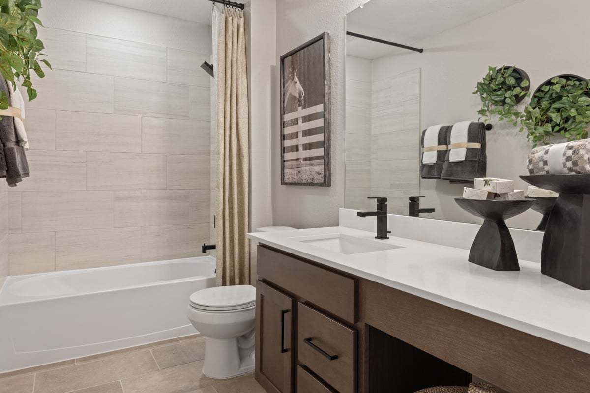 Plan 2382 - Secondary bath