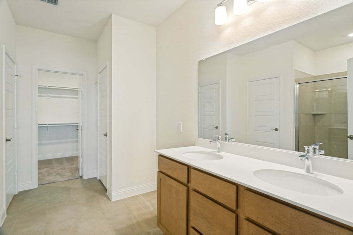 Primary bath