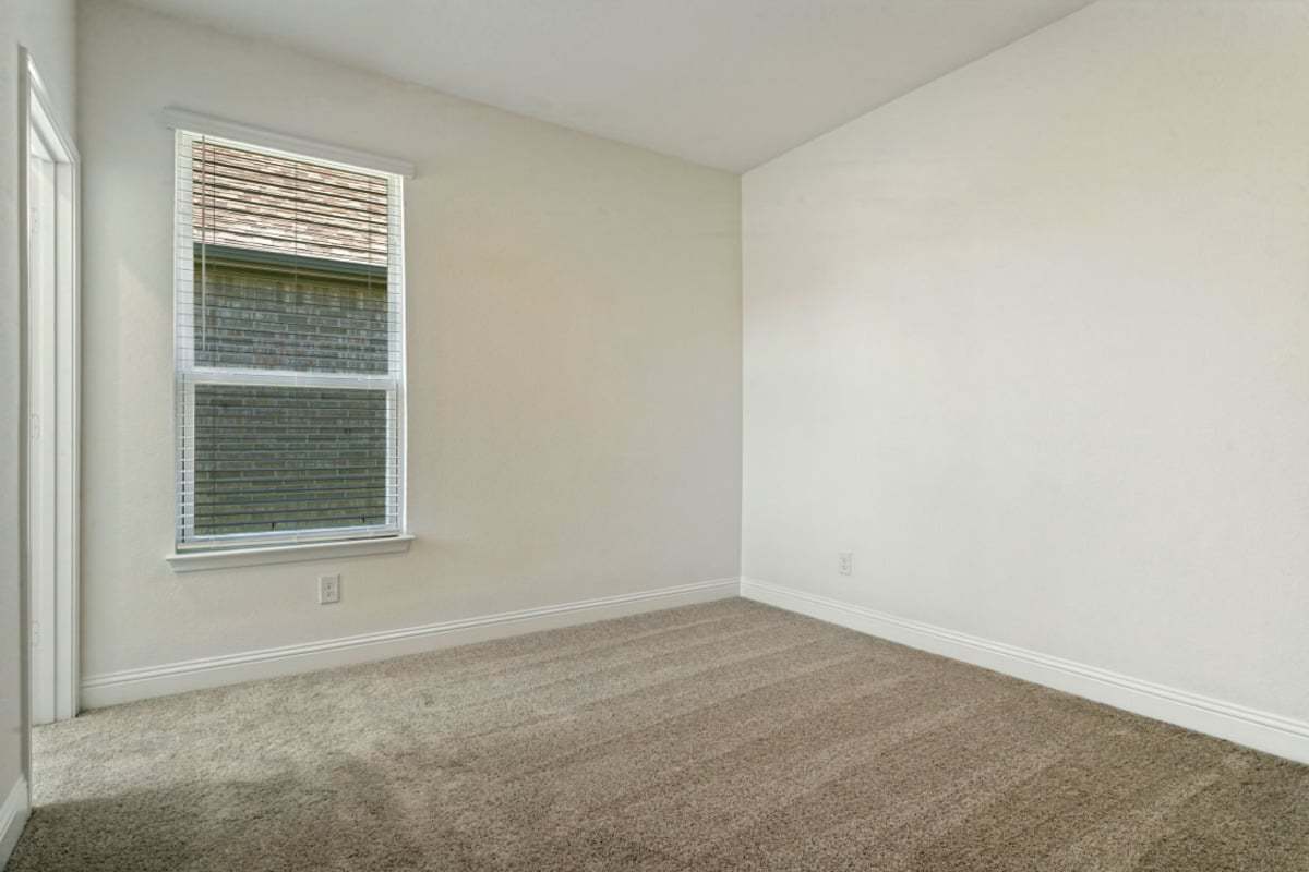 Secondary bedroom