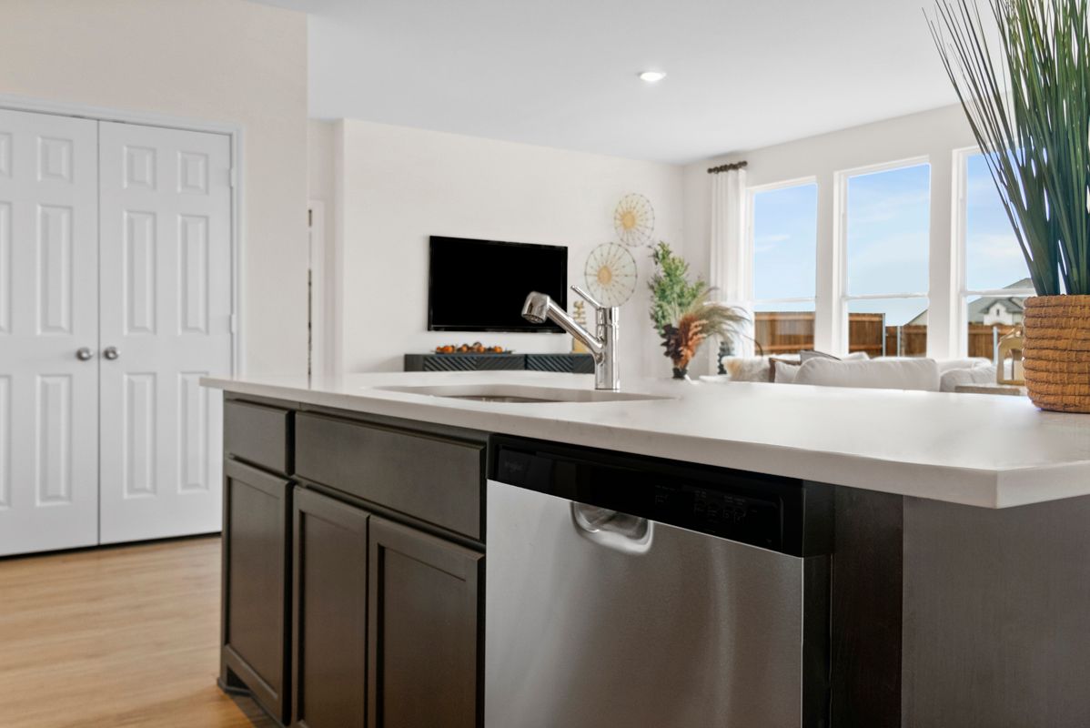 Plan 1675 Modeled - Kitchen island