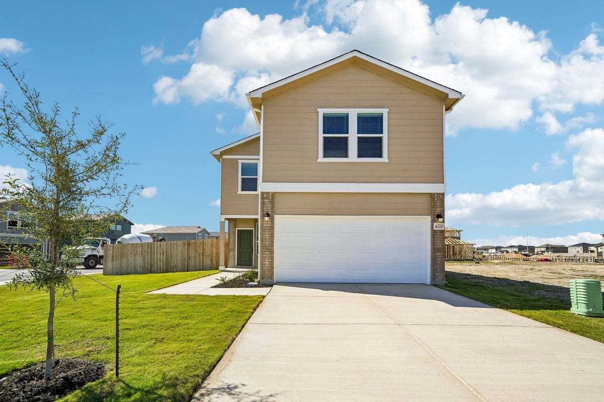 Plan 1772 Modeled - Legend Heights - Heritage Collection: New Braunfels, Texas - KB Home