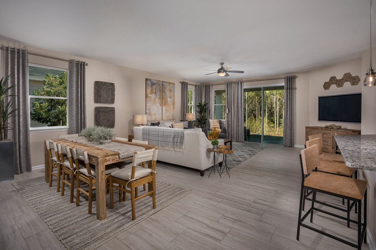 Plan 2003 Great Room