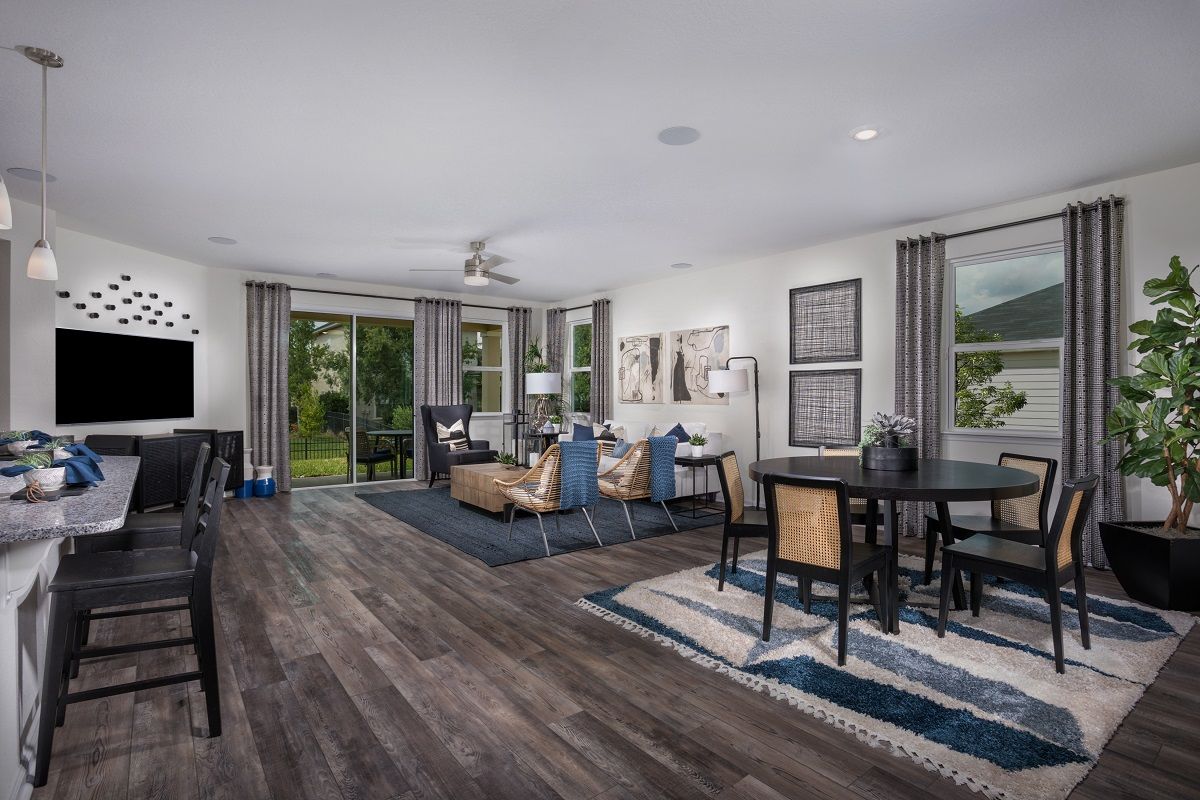 Plan 2003 Great Room