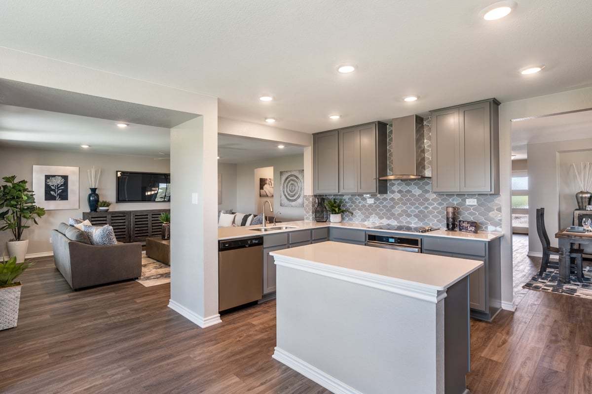 Plan 3121 Great Room and Kitchen