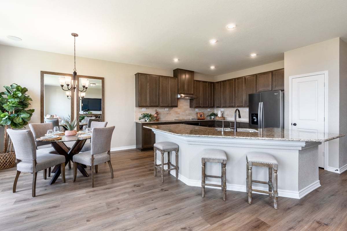 Plan 2500 Dining Room and Kitchen