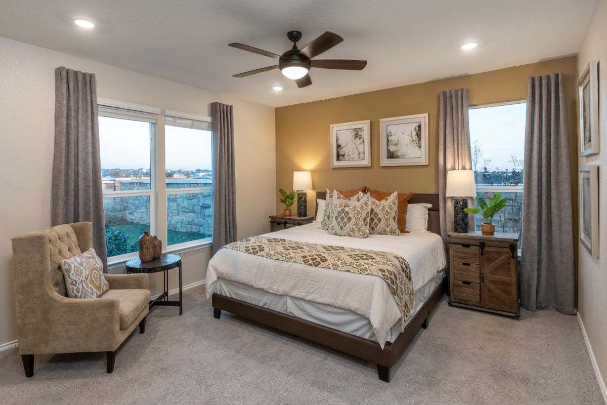 Plan 1965 Primary Bedroom