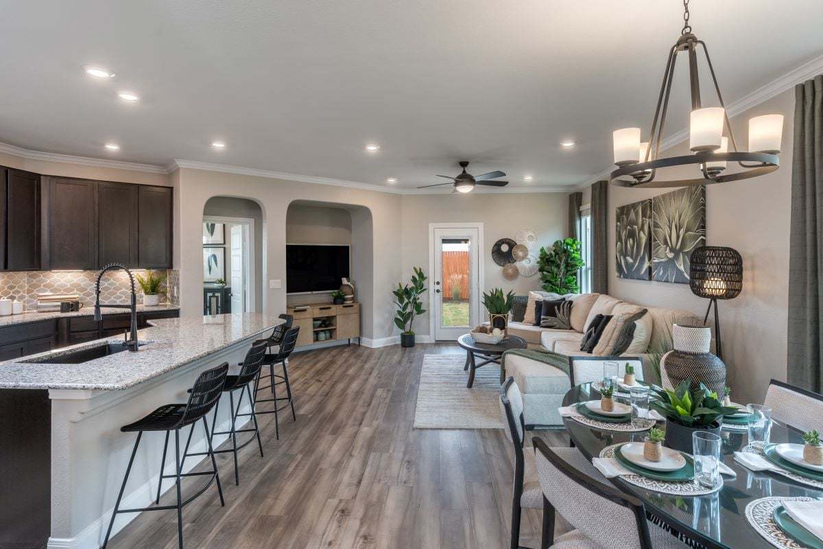 Plan 2410 Modeled - Great room