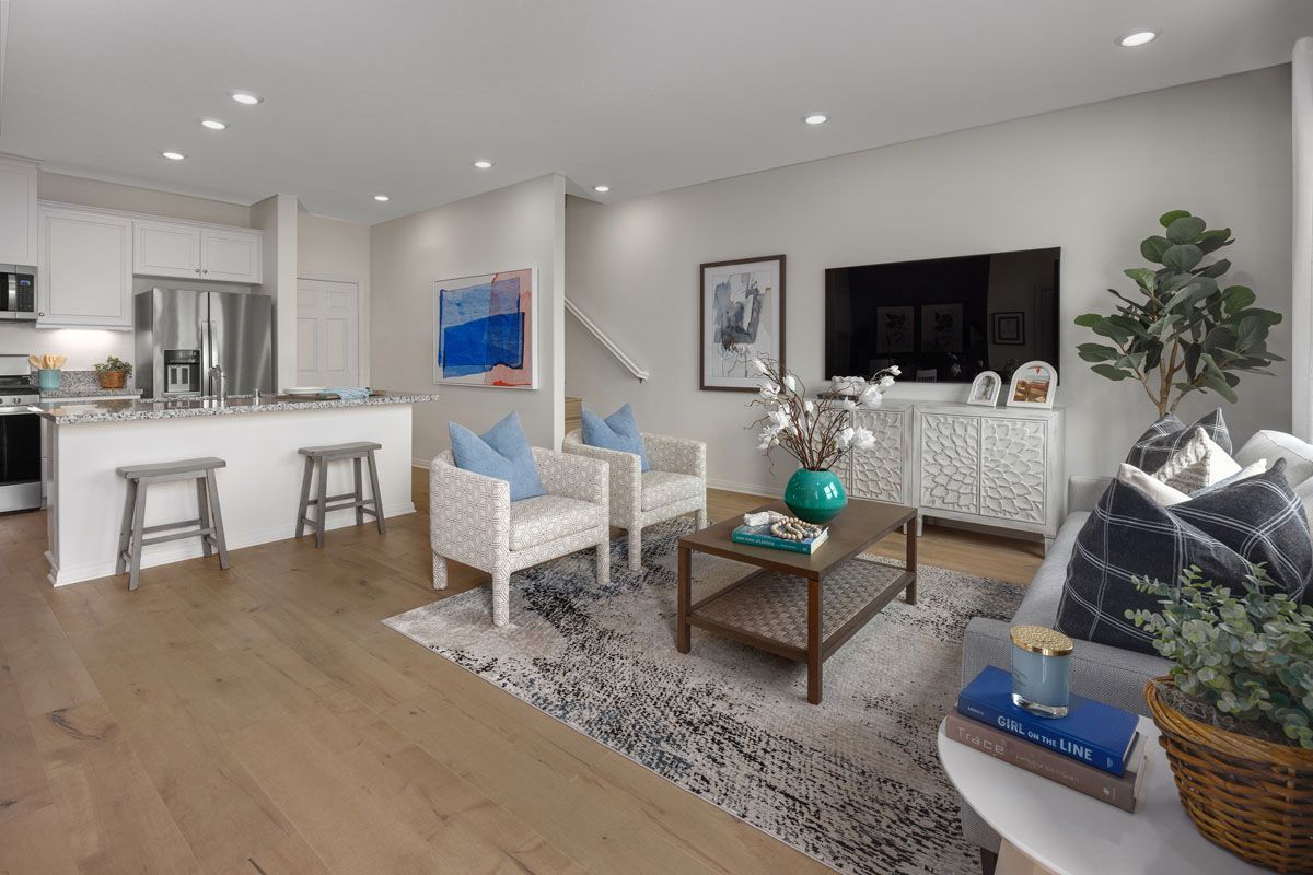 4287 S Hermosa Paseo. Ontario, CA 91761