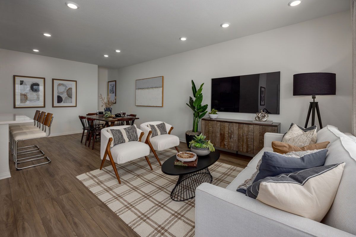 4287 S Hermosa Paseo. Ontario, CA 91761