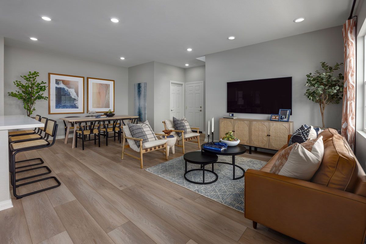 4287 S Hermosa Paseo. Ontario, CA 91761