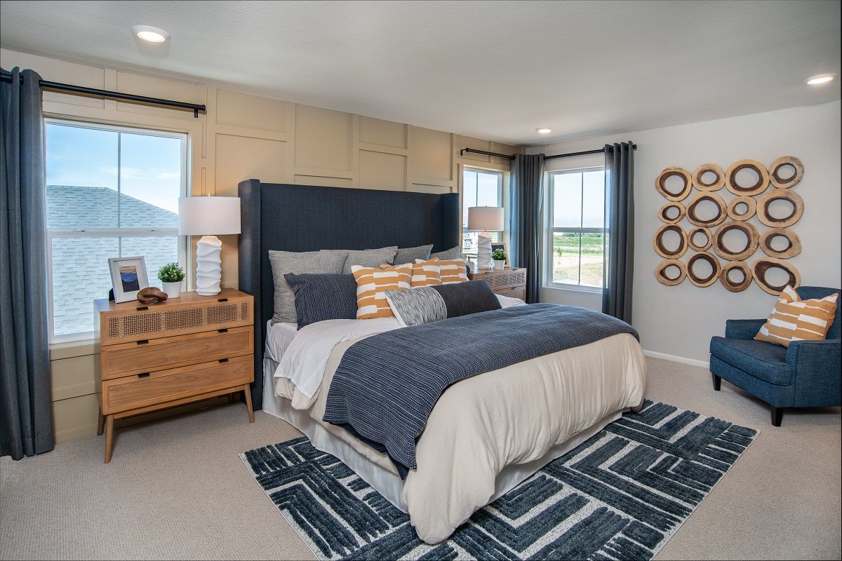 Plan 2390 - Primary bedroom