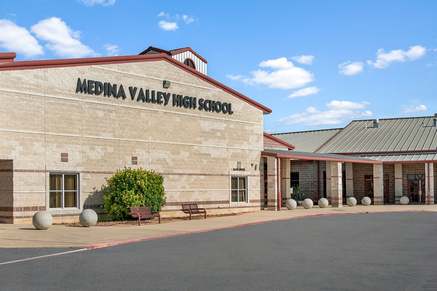 An easy drive to Medina Valley High School
