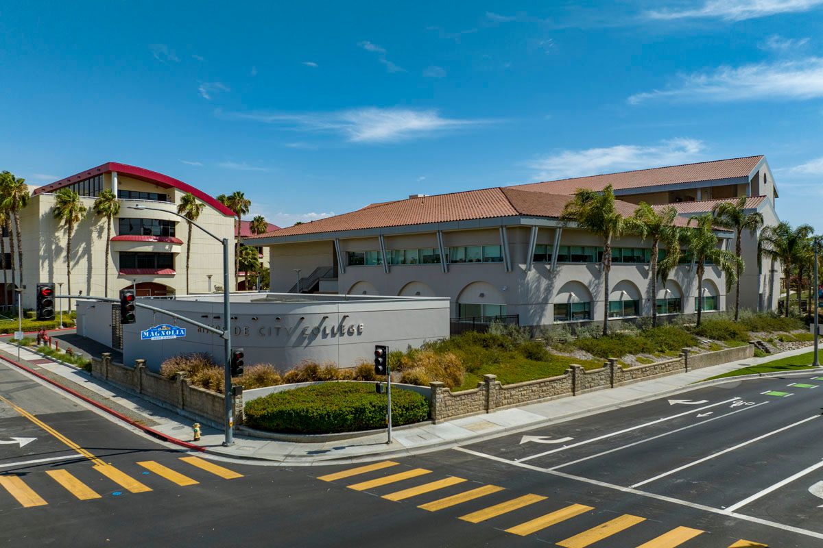 Nearby Riverside City College