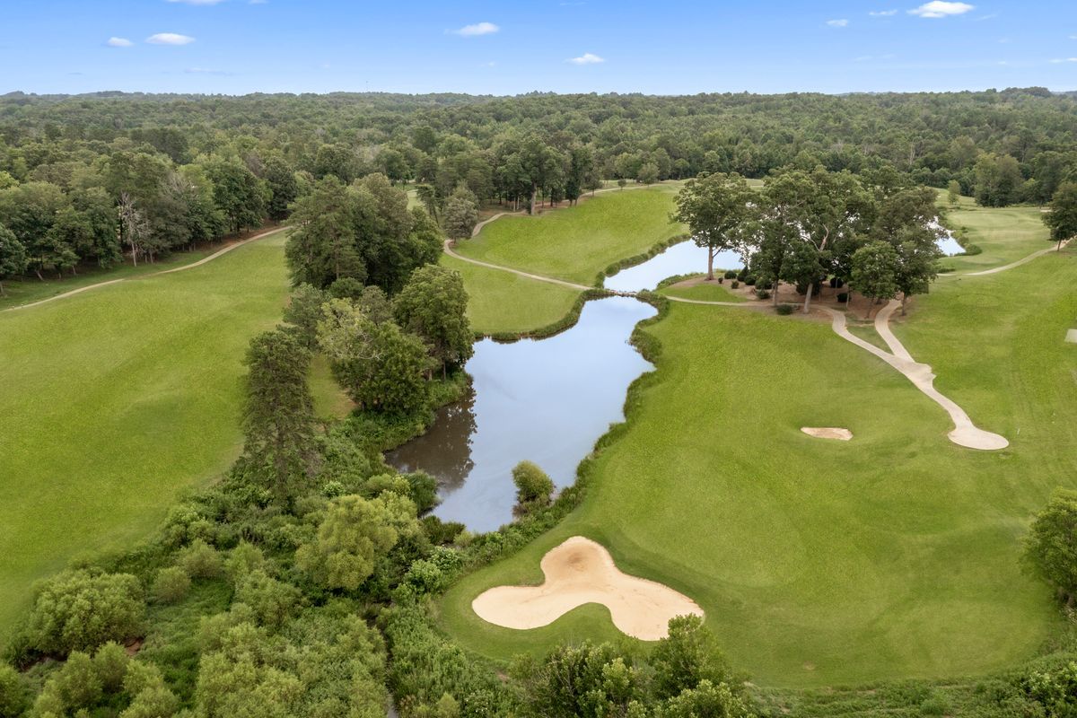 Convenient to Challenge Golf Club
