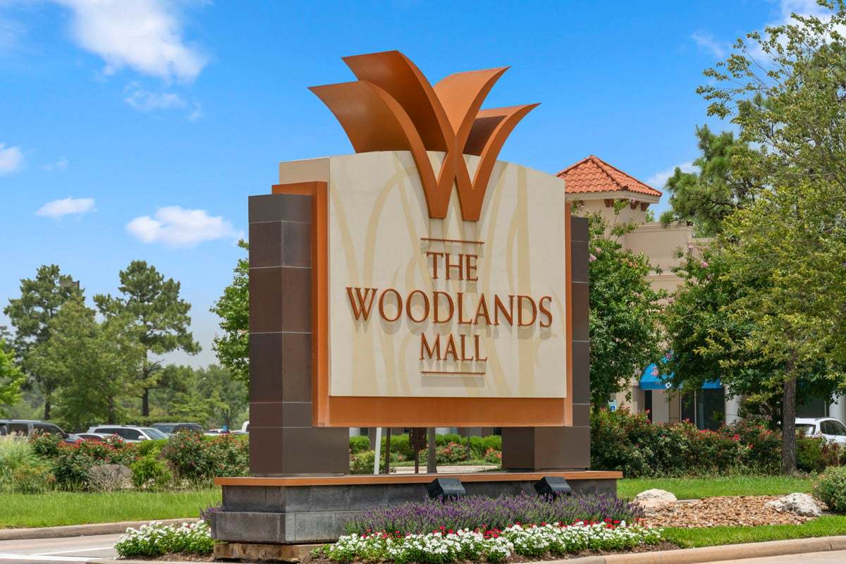 Quick drive to The Woodlands Mall