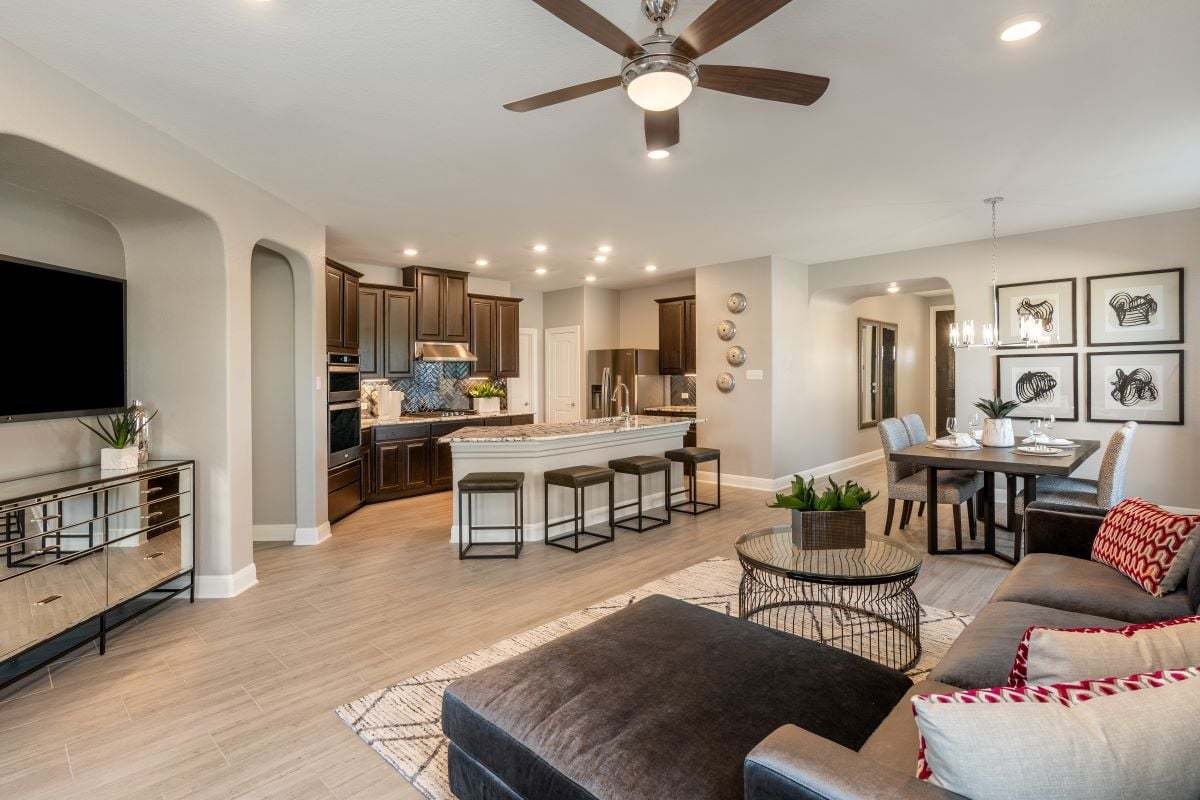 Plan 2410 Modeled - Great room