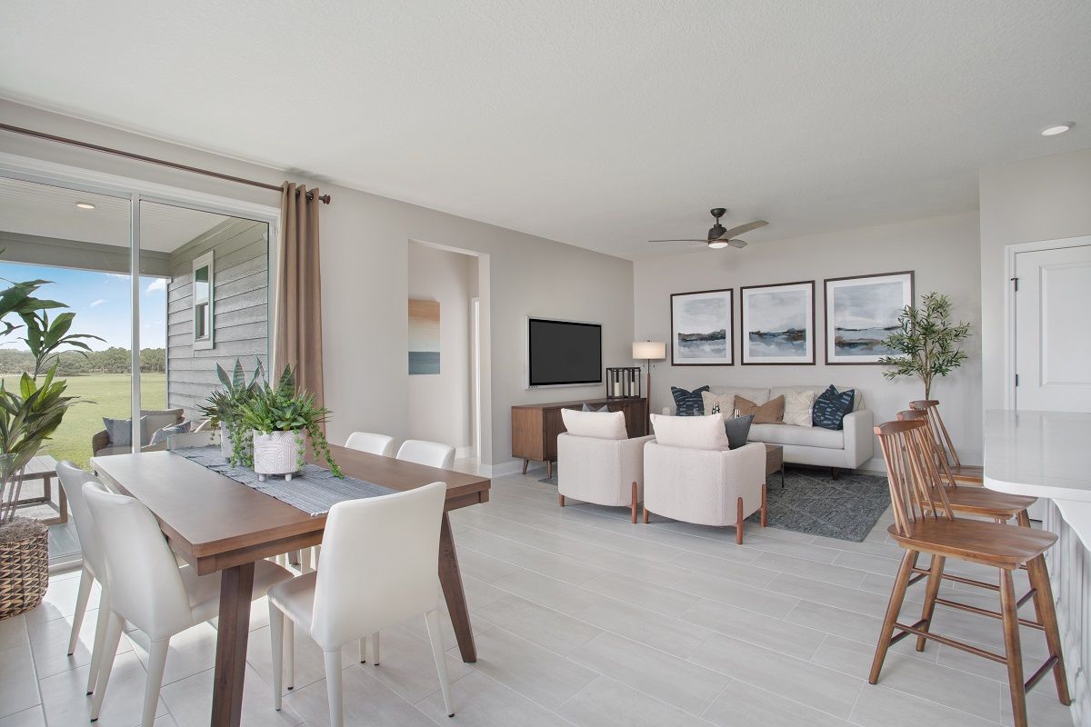 61 Camellia St. Palm Coast, FL 32137