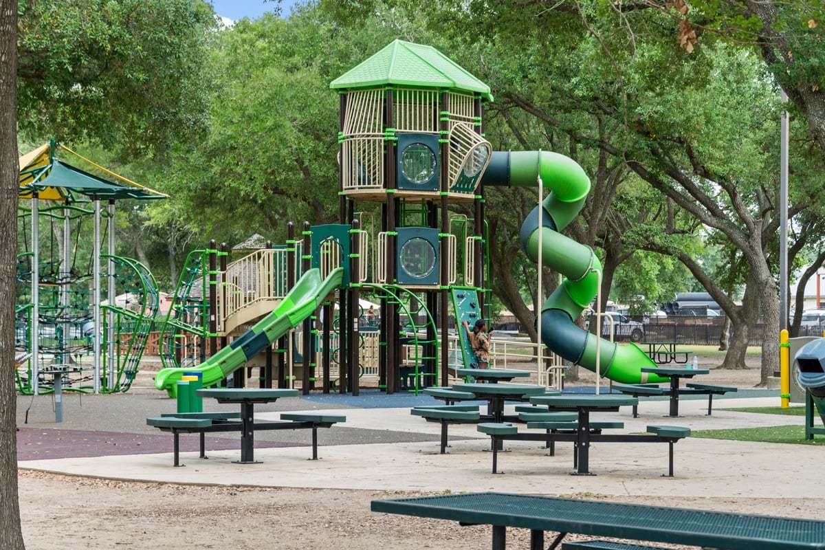 Easy drive to Mary Jo Peckham Park