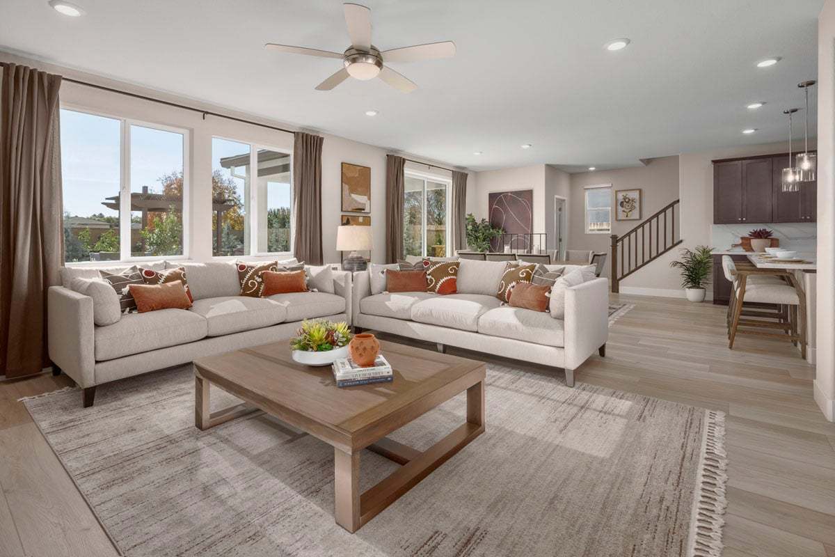 Plan 2374 Modeled - Great room