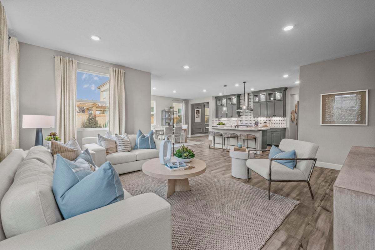 Plan 2150 Modeled - Great room